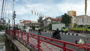 Peran Jembatan Merah dalam Kehidupan Masyarakat