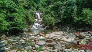 Penghuni Air Terjun Sekayu: Legenda dan Mitos yang Terus Hidup!