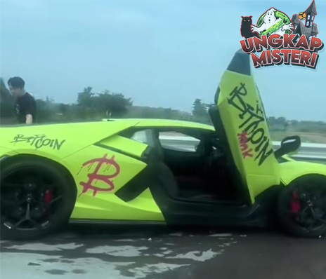 Kecelakaan Tak Biasa! Lamborghini vs Ignis di Tol Jombang