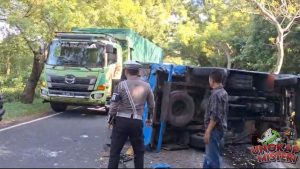 Mobil Tabrak Tiga Motor di Denpasar-Gilimanuk: Empat Terluka!