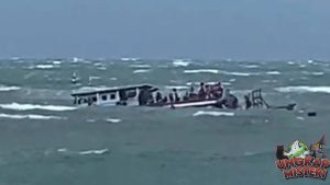 Kapal Wisata Tenggelam 8 Nyawa Melayang di Laut Bengkulu!