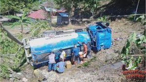 Tabrakan Truk Tangki dan Pemotor di Pesisir Selatan 4 Terluka!