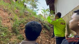 Jabar Update 2 Bocah Tertimbun Longsor di Tasik-Garut