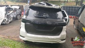 Kecelakaan Serpong Fortuner Tabrak Truk, Sopir Terjebak
