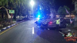 Rush Terbalik di Muba Pengemudi Luka Parah