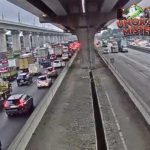 Macet Total di Tol Japek Usai Kecelakaan Brio dan Truk