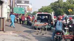 Kakek Pemotor Tewas di Pembatas Jalan Jogja–Solo