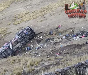 Peru Berduka 37 Korban Tewas Bus Terjun ke Jurang
