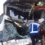 Tol Jagorawi Heboh, Bus Tabrak Truk Akibat Sopir Lelah