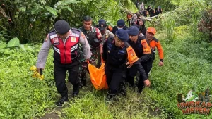 Pemuda Bunuh Diri di Jembatan Tukad Bangkung!