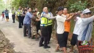 Saksi Pikap Terguling, Niat Baik Jadi Duka