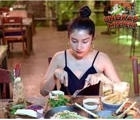 Restoran dan Petaka Makan Cantik, Tak Disangka