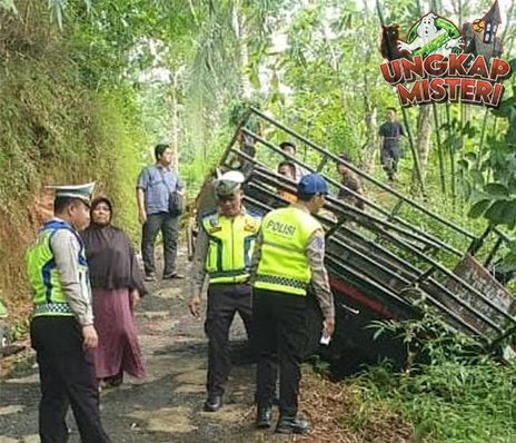 Saksi Pikap Terguling, Niat Baik Jadi Duka